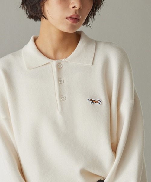 PENNEYS(ぺニーズ)の「PENNEYS/ペニーズ 別注 THE FOX ロゴ ワンポイント刺繍 スウェットライクジャガーニットポロシャツ(ニット/セーター・メンズ・ダークネイビー/ライトグレー/オフホワイト/ブラック・S/M/L)」の2枚目の写真