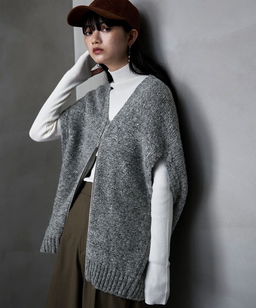 etoll.（エトル）の「ダブルジップコクーンニットベスト（ベスト・レディース・ブラウン/グレー/アイボリー/ブラック・M）」の3枚目の写真