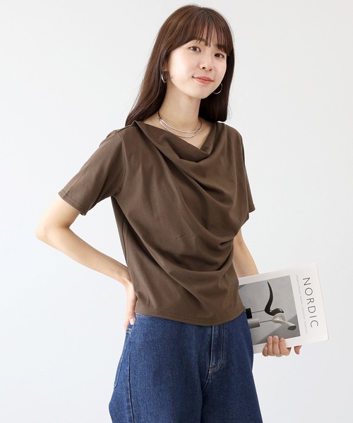 Aletta vita（アレッタビータ）の「T/C天竺ドレープネック半袖プルオーバー（Tシャツ/カットソー・レディース・ブラック/オフホワイト/ブラウン・M）」の19枚目の写真