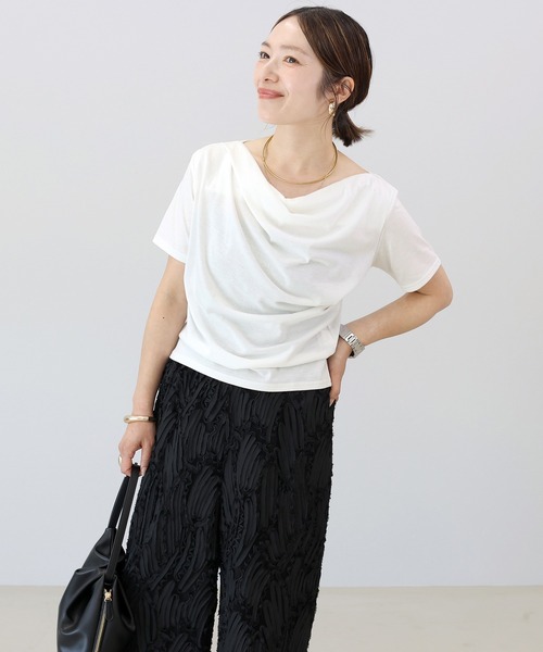 Aletta vita（アレッタビータ）の「T/C天竺ドレープネック半袖プルオーバー（Tシャツ/カットソー・レディース・ブラック/オフホワイト/ブラウン・M）」の12枚目の写真