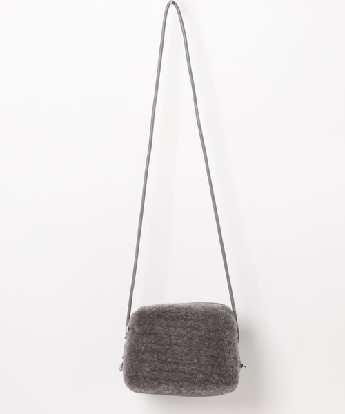 cache cache(カシュ カシュ)の「カシュカシュ cachecache / フェイクボアミニショルダー(ショルダーバッグ・レディース・ベージュ/グレー/アイボリー・FREE)」の17枚目の写真