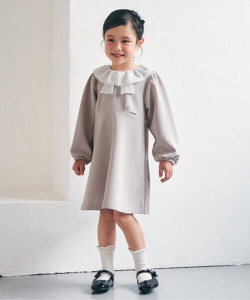 apres les cours(アプレレクール)の「【WEB限定/ジュニア対応】リボン襟フレアワンピース_アプレレクールマシェリ(ワンピース・キッズ・ブラック/ベージュ・120/110/100/90/140/130/80)」の18枚目の写真