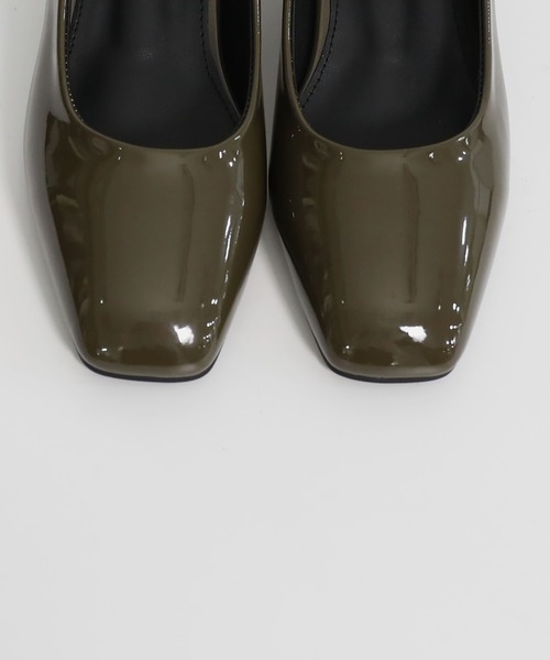 hiamu（ヒアム）の「チェーンストラップメリージェーンパンプス/2025 AW NEW COLLECTION（パンプス・レディース・ベージュ/ワインレッド/ブラック/オリーブ・22.5cm/23.0cm/23.5㎝/24.0cm/24.5cm/25.0cm）」の17枚目の写真