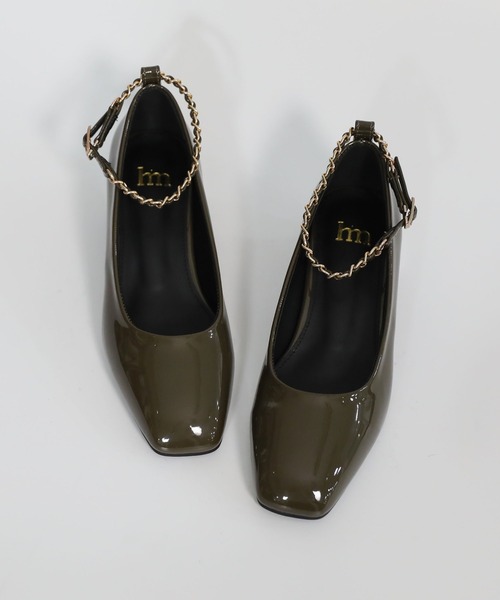 hiamu（ヒアム）の「チェーンストラップメリージェーンパンプス/2025 AW NEW COLLECTION（パンプス・レディース・ベージュ/ワインレッド/ブラック/オリーブ・22.5cm/23.0cm/23.5㎝/24.0cm/24.5cm/25.0cm）」の19枚目の写真