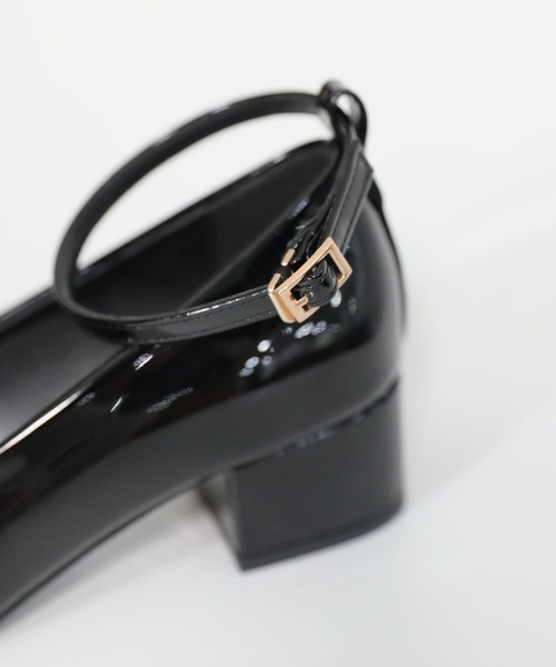 hiamu（ヒアム）の「チェーンストラップメリージェーンパンプス/2025 AW NEW COLLECTION（パンプス・レディース・ベージュ/ワインレッド/ブラック/オリーブ・22.5cm/23.0cm/23.5㎝/24.0cm/24.5cm/25.0cm）」の10枚目の写真