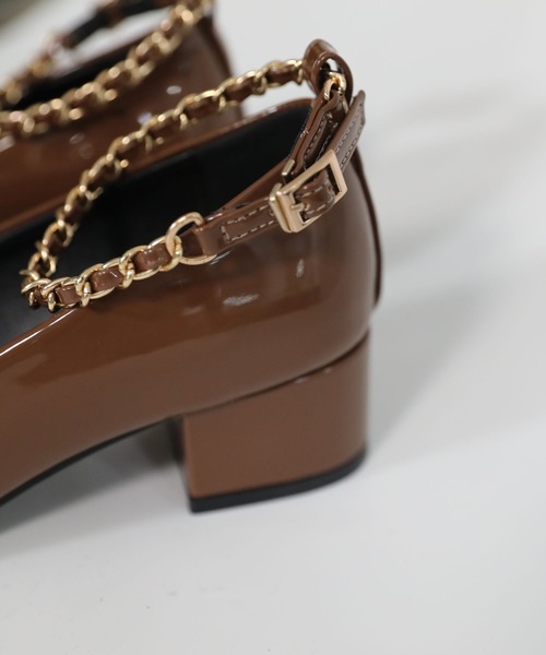 hiamu（ヒアム）の「チェーンストラップメリージェーンパンプス/2025 AW NEW COLLECTION（パンプス・レディース・ベージュ/ワインレッド/ブラック/オリーブ・22.5cm/23.0cm/23.5㎝/24.0cm/24.5cm/25.0cm）」の15枚目の写真