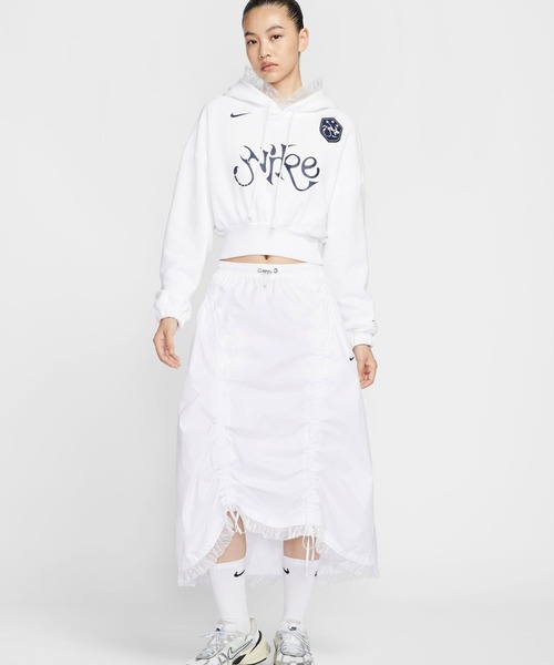 atmos pink（アトモスピンク）の「NIKE AS W NSW OS FLC CROP PO HDY GC / ナイキ ウィメンズ NSW OS クロップ フリース プルオーバー L/S フーディ 【SP】（パーカー・レディース・ホワイト/ネイビー・S/M/L）」の11枚目の写真