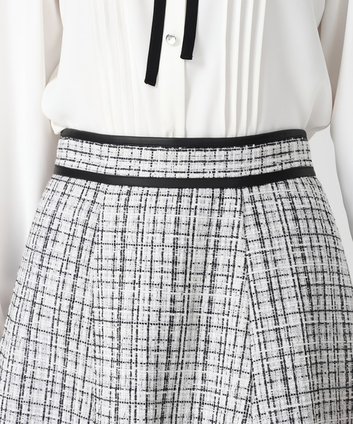 MISCH MASCH(ミッシュマッシュ)の「2025秋冬新作 ツイードAラインスカート(スカート・レディース・ホワイト/ブラック・S/M)」の10枚目の写真