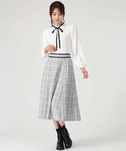 MISCH MASCH(ミッシュマッシュ)の「2025秋冬新作 ツイードAラインスカート(スカート・レディース・ホワイト/ブラック・S/M)」の14枚目の写真