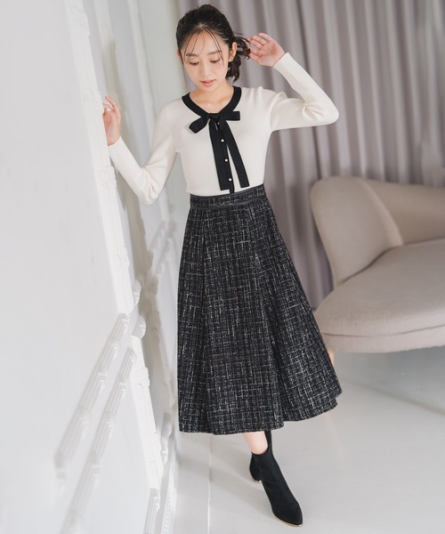 MISCH MASCH(ミッシュマッシュ)の「2025秋冬新作 ツイードAラインスカート(スカート・レディース・ホワイト/ブラック・S/M)」の6枚目の写真