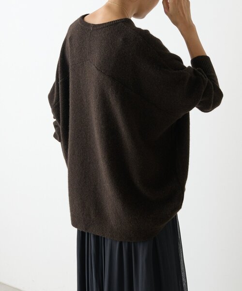 BEARDSLEY(ビアズリー)の「ヤク混ワイドニットプルオーバー(ニット/セーター・レディース・ダークブラウン/カーキ・FREE)」の15枚目の写真