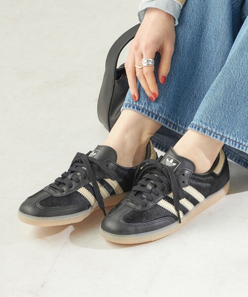 adidas(アディダス)の「adidas originals:SAMBA OG(スニーカー・レディース・ナチュラル/ブラック/ブラウン・35/30/50/45/40)」の5枚目の写真