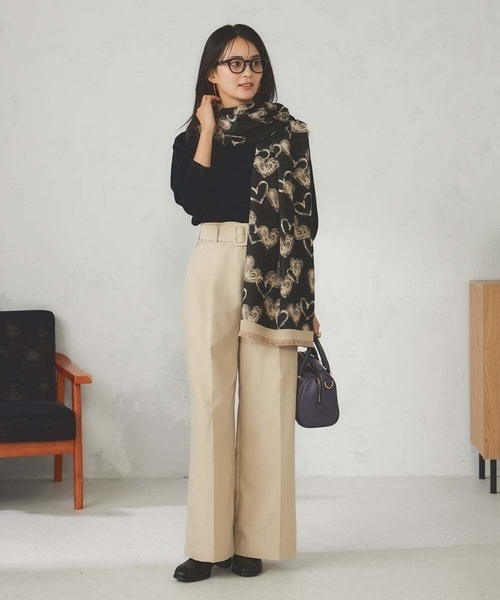 a.v.v（アーヴェヴェ）の「ハート柄ジャガード大判ストール（ストール/ショール・レディース・ブラック/グリーン/ネイビー・38）」の21枚目の写真