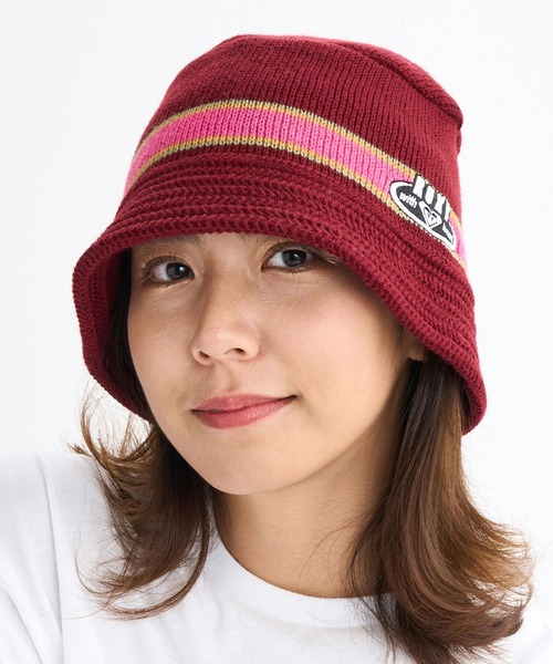 ROXY(ロキシー)の「HORIZON KNIT HAT/ロキシーラインデザインロゴワンポイントニットハット(ハット・レディース・ピンク/ブラック/ブルー・FREE)」の3枚目の写真