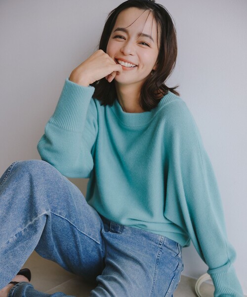 美品 ドゥーズィエムクラス 圧縮ウールカシミヤミックス ニット ボートネック 紺 ウールカシミヤミックスボートネック ニット（ニット/セーター）｜組曲