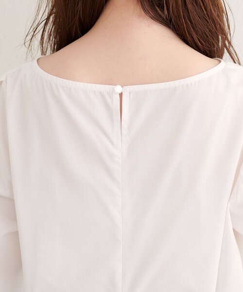 natural couture(ナチュラルクチュール)の「フレアヘムブラウス(シャツ/ブラウス・レディース・ブラック/ボルドー/オフホワイト・FREE)」の12枚目の写真