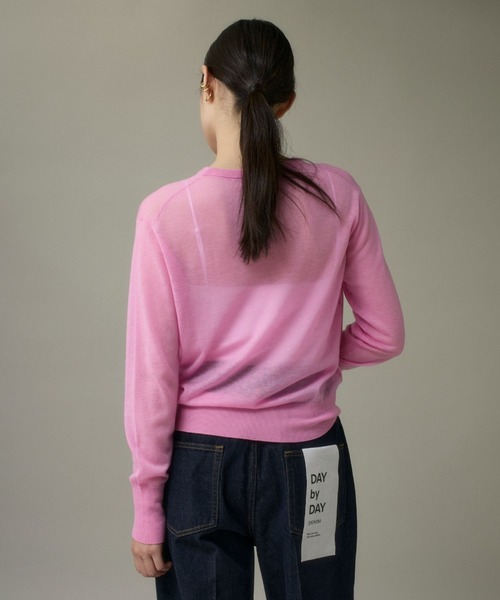 I.T.'S international(イッツインターナショナル)の「クルーネックニットプルオーバー《Melty air wool》(ニット/セーター・レディース・ピンク/ブルー/グレー/ブラック/オフホワイト・フリー)」の21枚目の写真