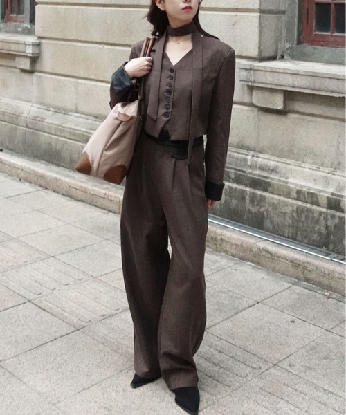 unnu（ユヌ）の「【3SET】PUカフ ノーカラージャケットセットアップ