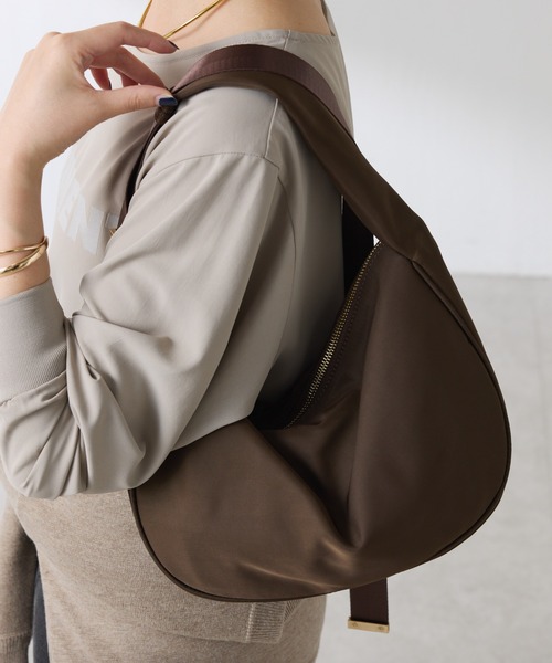 PAPILLONNER（パピヨネ）の「撥水テープショルダーバッグ/強撥水/マルチウェイ/500mlペットボトル収納可（ショルダーバッグ・レディース・ダークブラウン/ブラック/アイボリー/ベージュ・FREE）」の16枚目の写真