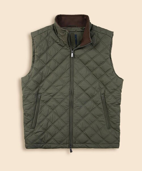 BROOKS BROTHERS（ブルックスブラザーズ）の「ポリエステル　モックネック　キルティングベスト（ベスト・メンズ・オリーブ・LARGE/MEDIUM/SMALL/X-LARGE）」の5枚目の写真