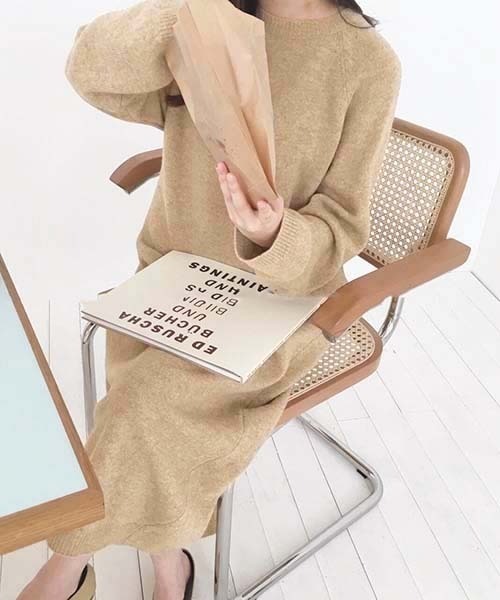FREE STYLISTS(フリー スタイリスト)の「YUGA_YGMC ラウンドネック ニットワンピース(ワンピース・レディース・ベージュ/ブラック/レッド/グレー・FREE)」の13枚目の写真