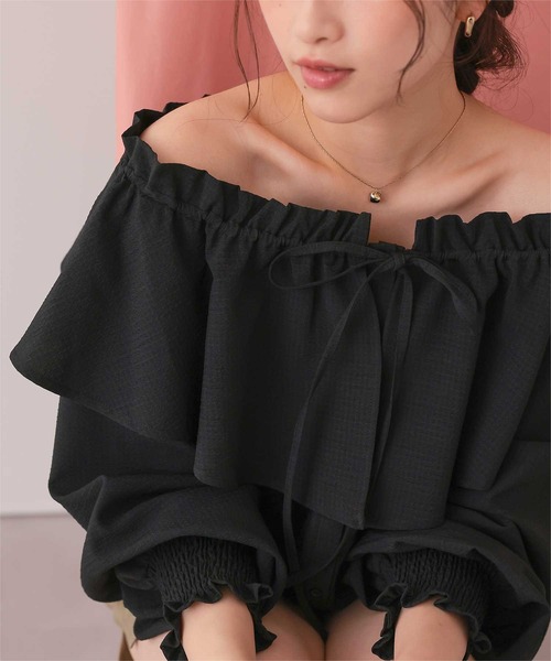 titivate(ティティベイト)の「ふんわりシルエットマルチウェイブラウス(シャツ/ブラウス・レディース・ブラック/ライトイエロー/オフホワイト・M/L)」の21枚目の写真