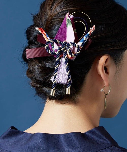 カヤ（カヤ）の「【カヤ】折鶴祝いヘアクリップ（バレッタ/ヘアクリップ・レディース・ブラック/ブルー/ピンク/パープル・FREE）」の3枚目の写真