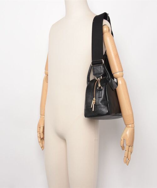 POMTATA（ポンタタ）の「POMTATA/ポンタタ/RONE 2WAY BOSTON（ボストンバッグ・レディース・ブラック・F）」の5枚目の写真