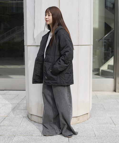 PUBLUX(パブリュクス)の「TAION/タイオン SC FRONT ZIP DOWN HOODIE 限定展開/スポーツ クラシック フロント ジップ ダウン フーディー(ダウンジャケット/コート・レディース・グレー/ブラック・LARGE/X-LARGE/MEDIUM)」の12枚目の写真