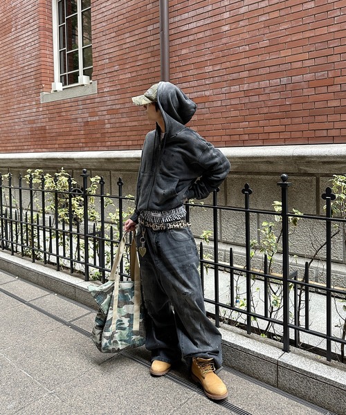 kutir(クティール)の「FADEPROCESSING THERMAL DOCKING DAMAGE ZIP PARKA/フェード加工サーマルドッキングダメージジップパーカー(パーカー・メンズ・杢グレー/ブラウン/ブラック・MEDIUM/LARGE)」の14枚目の写真