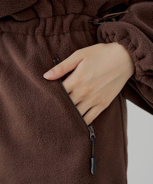 Chico（チコ）の「ハーフジップフリースミニワンピース（ワンピース・レディース・グレー/ブラウン/アイボリー・FREE）」の22枚目の写真