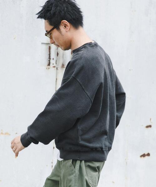 URBAN RESEARCH（アーバンリサーチ）の「LOGIC ONE PIGMENT SWEAT（スウェット・メンズ・グリーン/オレンジ/ブラック・MEDIUM/LARGE）」の4枚目の写真