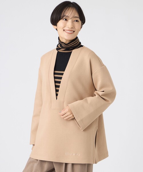 EVEX by KRIZIA（エヴェックスバイクリツィア）の「【ウォッシャブル】ライトダンボールスキッパープルオーバー（Tシャツ/カットソー・レディース・ブラック/ベージュ・40）」の2枚目の写真