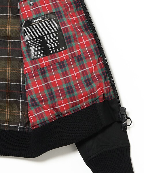 Barbour(バブアー)の「Barbour × BARACUTA / PORTON オイルドコットン ブルゾン(ブルゾン・メンズ・ブラック/グリーン系その他5・MEDIUM/LARGE/SMALL)」の4枚目の写真
