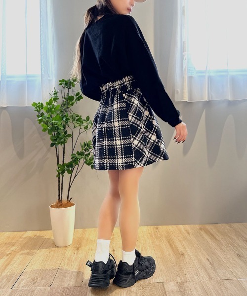 Kuroba(クロバ)の「バイヤスチェック柄ミニスカート(スカート・レディース・ブラック/オフホワイト・L/M)」の14枚目の写真