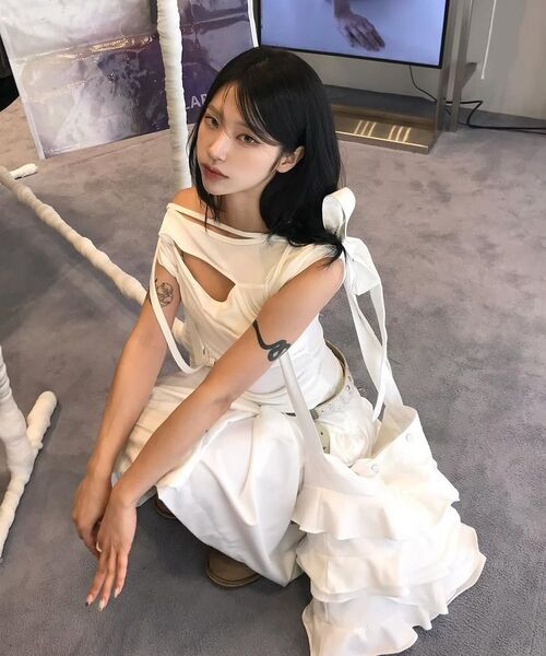 FLAREUP（フレアアップ）の「フェイフリルバッグ（FL-733_ブラック）（ショルダーバッグ・レディース・ブラック・OS）」の14枚目の写真