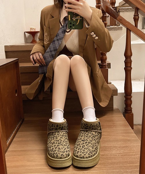 Miniministore(ミニミニストア)の「厚底ムートンブーツ レオパード柄 裏起毛(ブーツ・レディース・キャメル/ベージュ・23.0cm/23.5cm/24.0cm/24.5cm/25.0cm/25.5cm)」の6枚目の写真