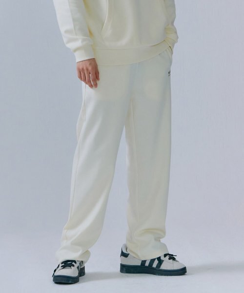 CHASECULT(チェイスカルト)の「共用レタリングストレートパンツ-CEZU7204B05(スウェットパンツ・メンズ・オートミール・67/70/76/82)」の3枚目の写真