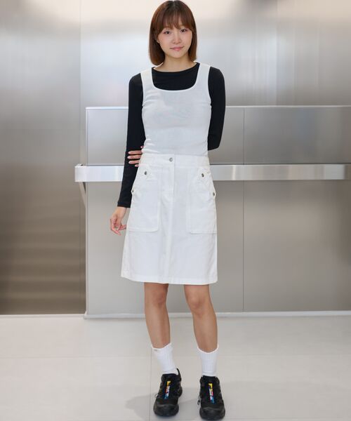 MUSINSA STANDARD WOMAN（ムシンサスタンダードウーマン）の「ウィメンズスリムクルーネック長袖Tシャツ[ブラック]（Tシャツ/カットソー・レディース・その他・SMALL/MEDIUM/LARGE/X-SMALL/X-LARGE）」の11枚目の写真