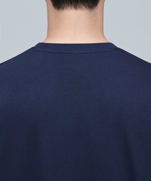 MUSINSA STANDARD（ムシンサスタンダード）の「リラックスフィットクルーネックTシャツ2 [ネイビー]（Tシャツ/カットソー・メンズ・その他・MEDIUM/LARGE/X-LARGE/XX-LARGE/XXX-LARGE/SMALL）」の5枚目の写真