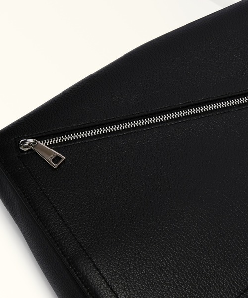 FURLA(フルラ)の「フルラ クロノ (Furla Man Crono) メッセンジャーバッグ(ショルダーバッグ・メンズ・モカ/ブラック系/ブラック・ONE SIZE)」の6枚目の写真