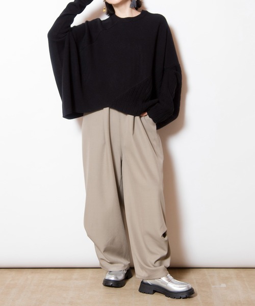 OSMOSIS（オズモーシス）の「変形ニットプルオーバー（ニット/セーター・レディース・オレンジ/ライトグレー/ブルー/ブラック/ライトグリーン・ONE SIZE）」の11枚目の写真