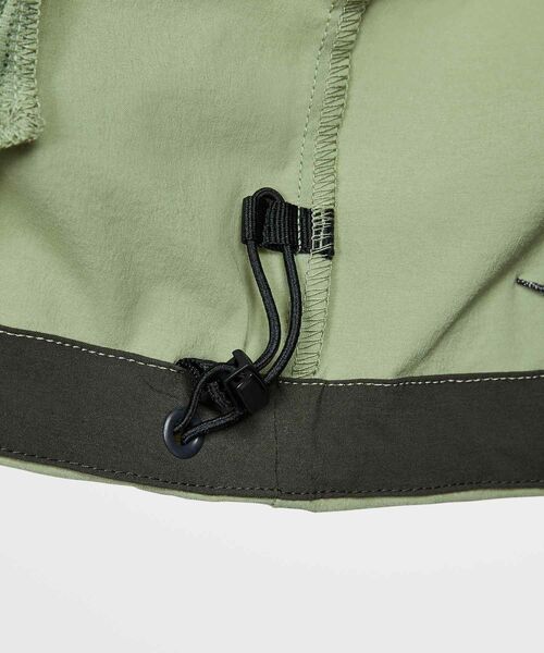 NIKE（ナイキ）の「ナイキ テック メンズ Dri-FIT ウーブン カラーブロック ルーズ オーバーサイズド ジャケット / Nike Tech Men's Dri-FIT Woven Color-Block Loose Oversized Jacket IH8462-355 Sequoia（ナイロンジャケット・メンズ・オリーブ・2XL/XL/M/L/S）」の7枚目の写真