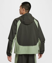 NIKE（ナイキ）の「ナイキ テック メンズ Dri-FIT ウーブン カラー