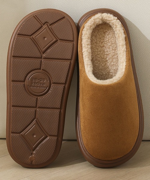 DAY CLOSET（デイ クローゼット）の「【男女兼用/柔らかソール】ムートン風フェイクスウェードボアスリッパ レディース メンズ（ルームシューズ/スリッパ・レディース・ブラック/ブラウン/ライトブラウン・24.0cm/23.0cm/26.0cm/25.0cm/27.0cm）」の14枚目の写真