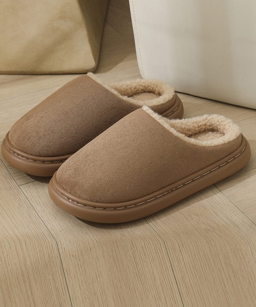 DAY CLOSET（デイ クローゼット）の「【男女兼用/柔らかソール】ムートン風フェイクスウェードボアスリッパ レディース メンズ（ルームシューズ/スリッパ・レディース・ブラック/ブラウン/ライトブラウン・24.0cm/23.0cm/26.0cm/25.0cm/27.0cm）」の8枚目の写真