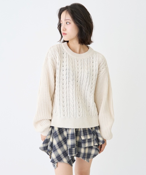 LOVETOXIC（ラブトキシック）の「【GOODPRICE】ケーブルニットプルオーバー（ニット/セーター・キッズ・エンジ/トップグレー/ブラック/アイボリー・S:140cm/M:150cm/L:160cm/130cm）」の5枚目の写真