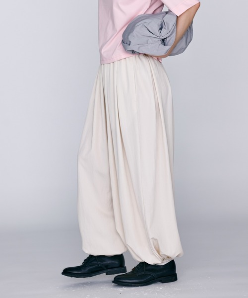 Kelen(ケレン)の「「KELEN / ケレン」タックバルーンパンツ(その他パンツ・レディース・チャコールグレー/ブラック/ライトベージュ・S/M)」の10枚目の写真