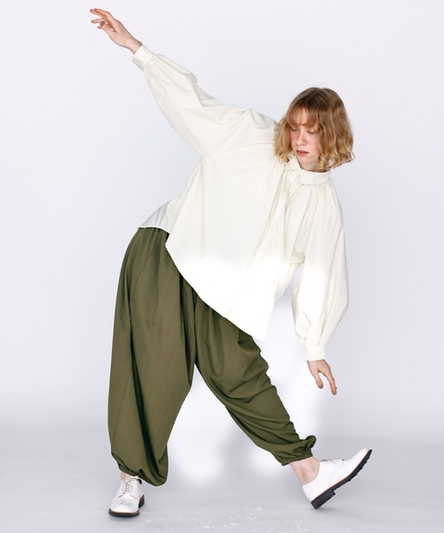Kelen(ケレン)の「「KELEN / ケレン」タックバルーンパンツ(その他パンツ・レディース・チャコールグレー/ブラック/ライトベージュ・S/M)」の16枚目の写真