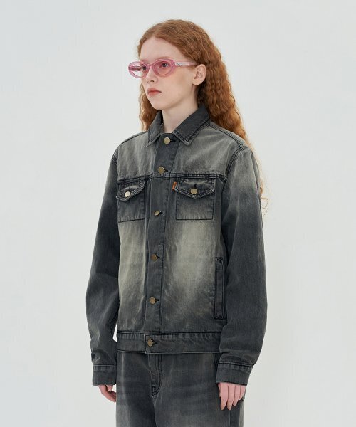 UNALLOYED（アナロイド）の「フラワーデニムジャケット / グレー（デニムジャケット・レディース・その他・LARGE/SMALL）」の2枚目の写真
